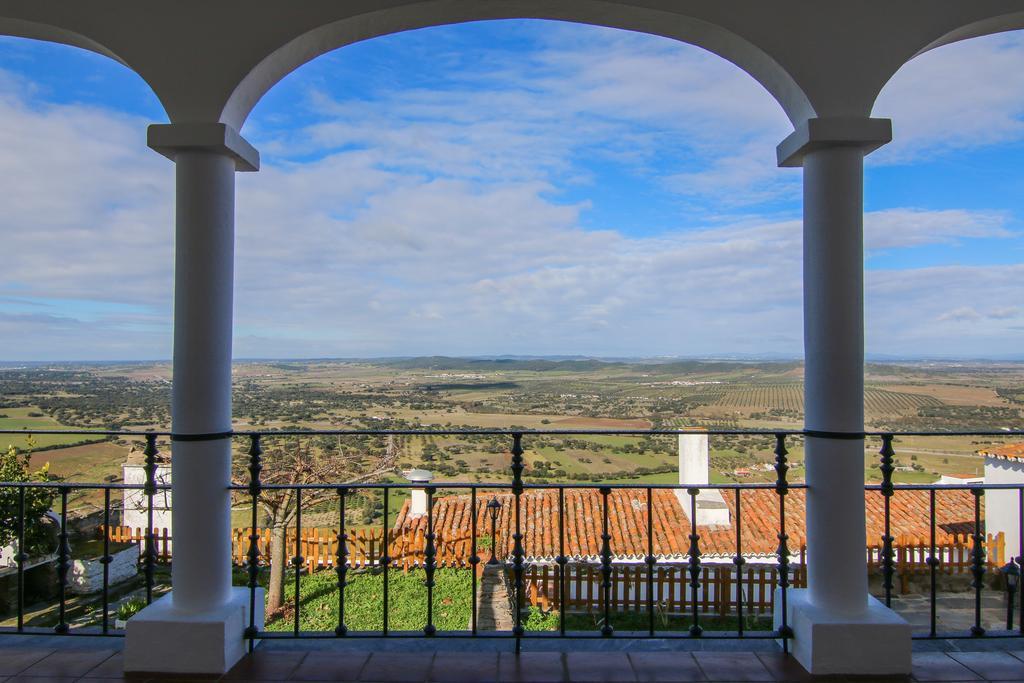 Dom Nuno - Turismo De Habitacao Guest House Monsaraz Exterior photo